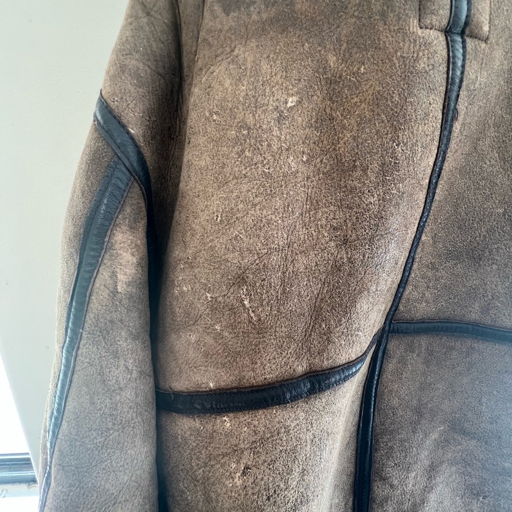 Men's Shearling Aviator Jacket - Brown - Picture 9 of 15